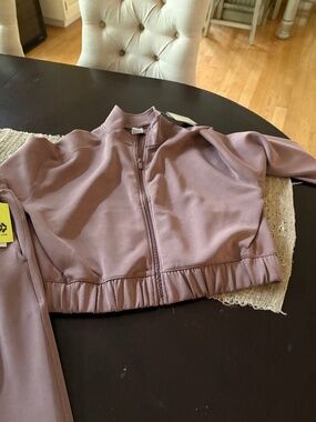 All in Motion zip fron jacket mauve